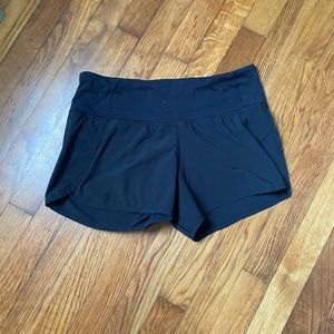 Lululemon Speed Up Shorts Size 4